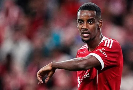 Alexander Isak's Debut Delivers Glamour Despite Noticeable Rust
