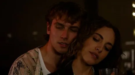 This Film Analysis – Sleazy Cannibalistic Fright Picks Off Rich Kids on a Boat Ride to Massacre